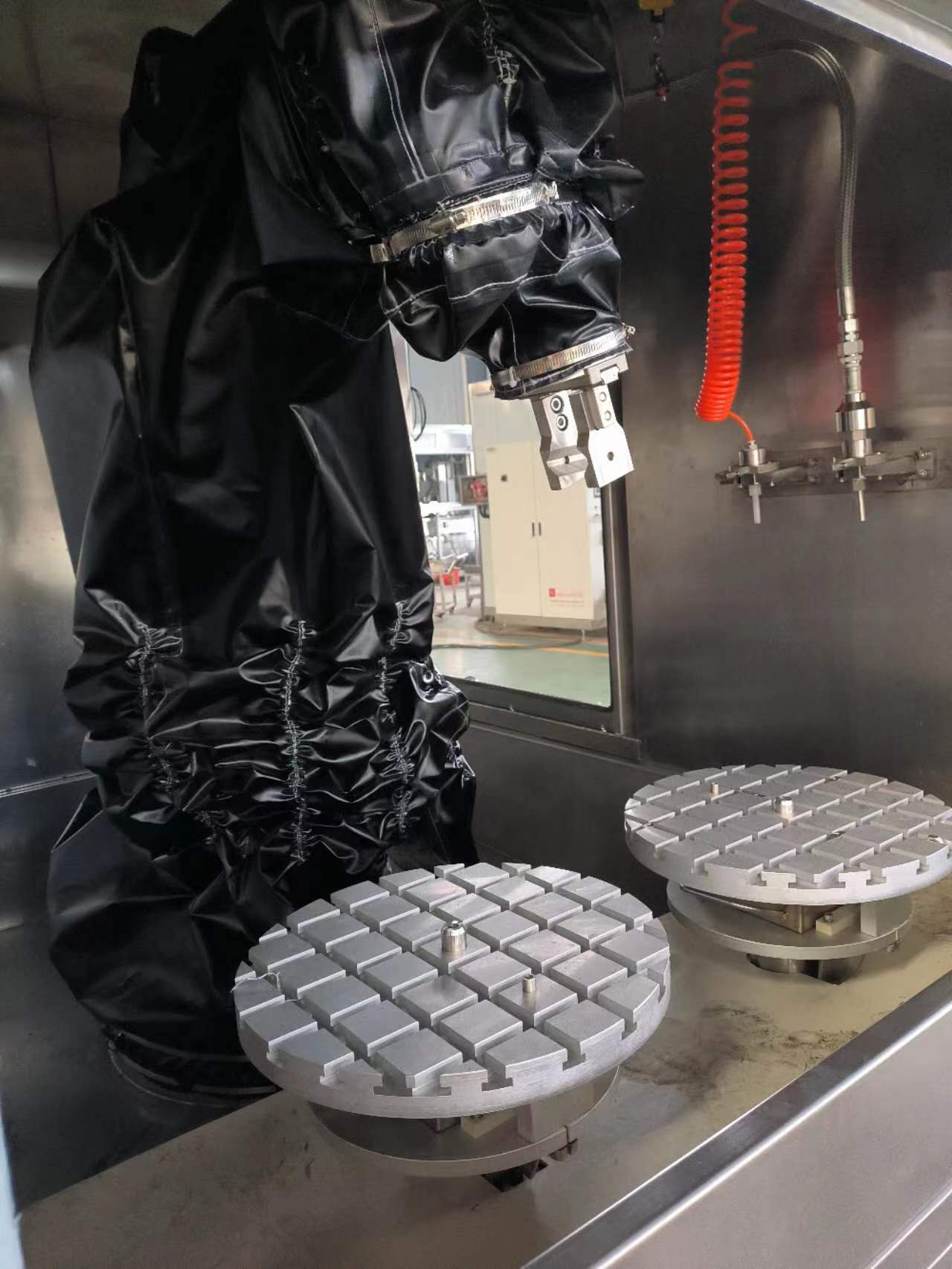 機(jī)器人定點(diǎn)定位清洗