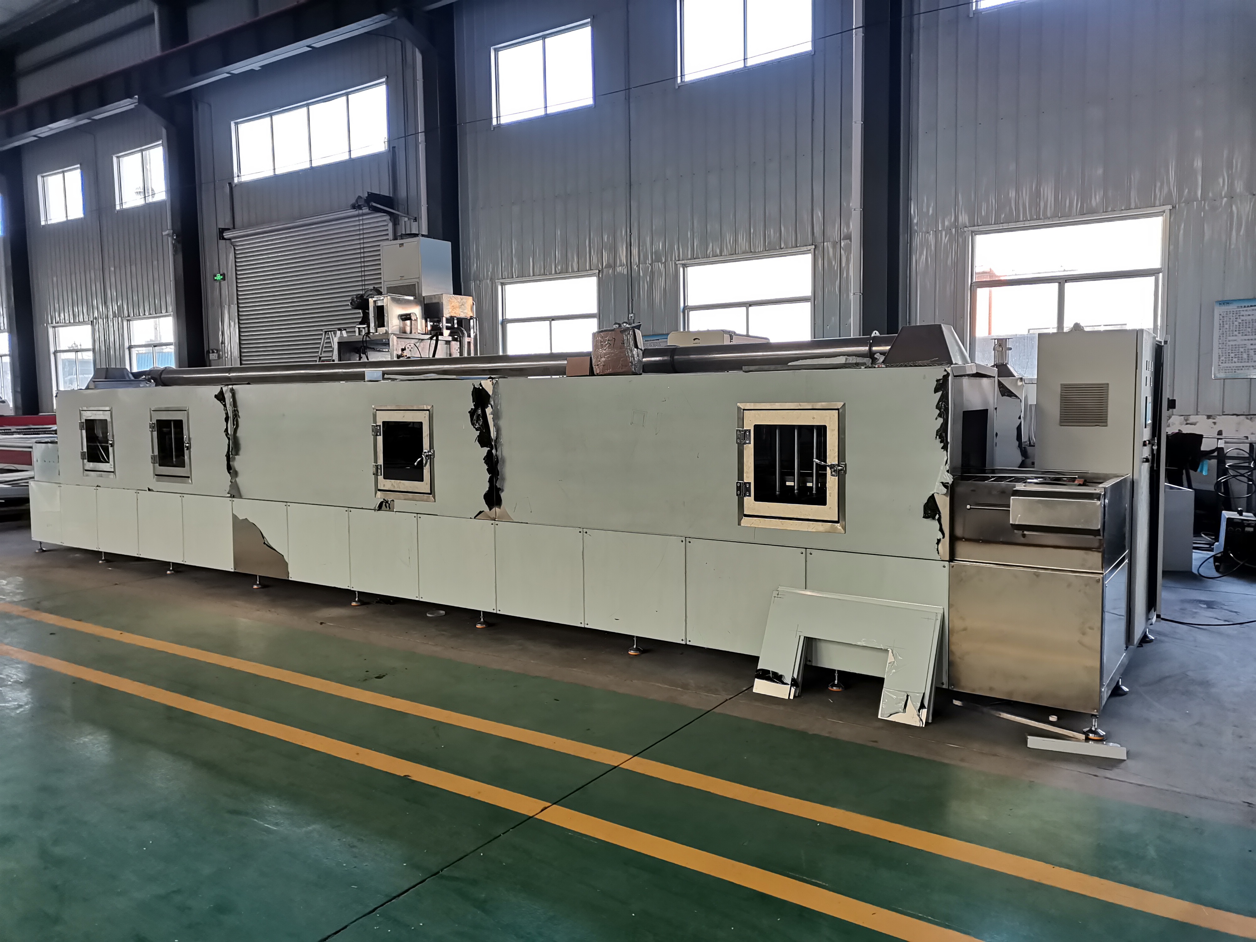 曲軸除油除銹通過(guò)式噴淋清洗機(jī)